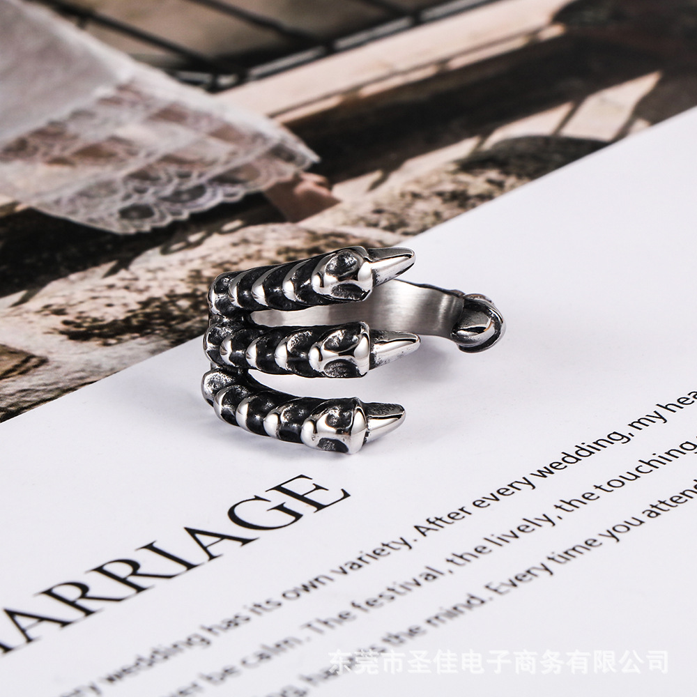 Wholesale European and American retro agon claw titanium steel ring personality men's sharp open ring casting jewelry SA804