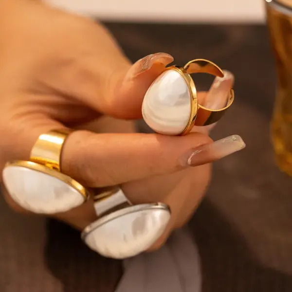 Wholesale 304 Stainless Steel Geometric PVD Coated Fritillary Real Gold Plated Elegant Classical Simple Style Waterproof Non Tarnish Inlay Rings Earrings Necklace