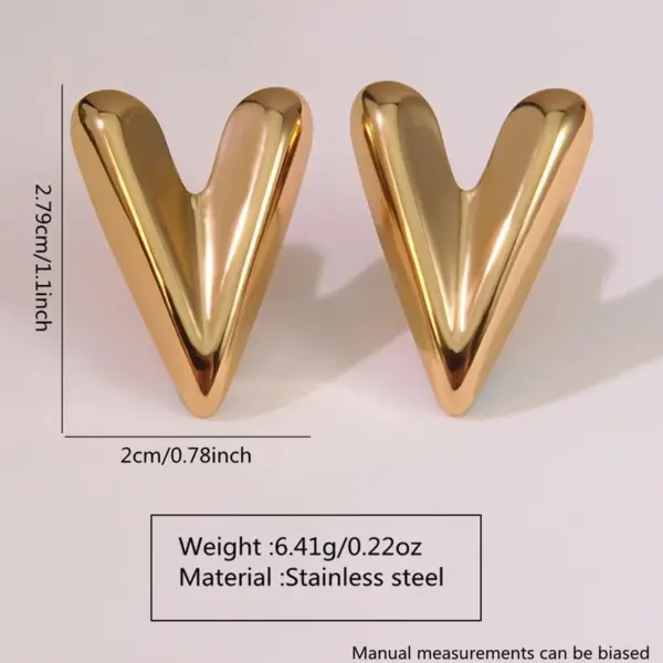 201 Stainless Steel 304 Stainless Steel Heart Shape Solid Color Electroplating Stone-Free Imitation Gold Simple Style Classic Style Gold Ear Studs