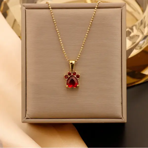 Wholesale Ion Plating (IP) 18K Gold Plated Paw Print 304 Stainless Steel Vintage Style Shiny IG Style Waterproof Non Tarnish 304 Stainless Steel Pendant Necklace