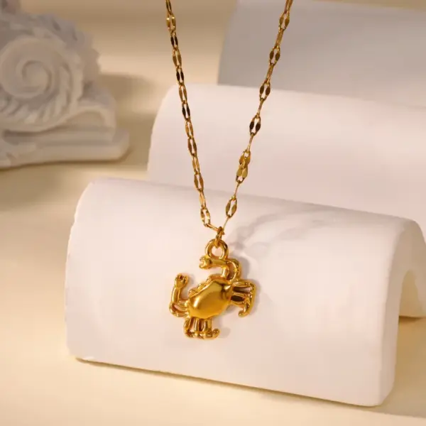 Wholesale 18K Gold Plated 304 Stainless Steel Vacuum Electroplated Zircon Cross Lip Crab Spider Electroplated Cable Chain/Cross Chain/O Chain Pendant Necklace Unisex Party Holiday Gift