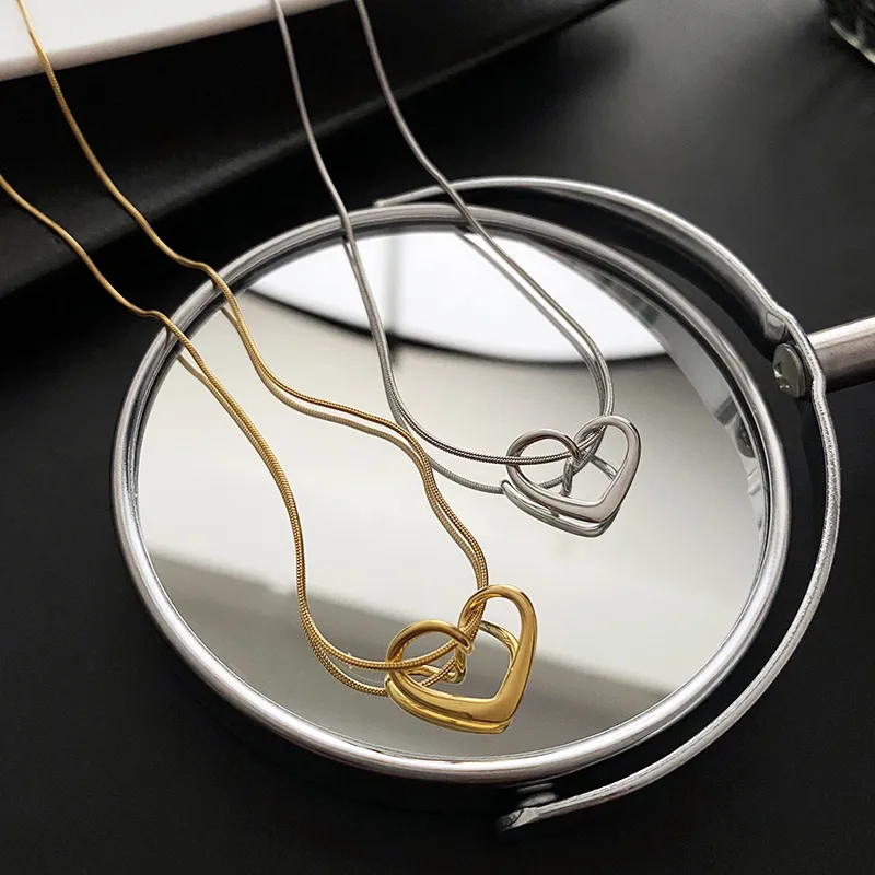 Wholesale PVD Coated Real Gold Plated Heart Shape Stainless Steel Simple Style Waterproof Non Tarnish Pendant Necklace