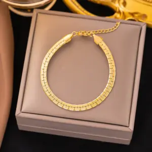 [Sle2150] Blade Chain / Gold