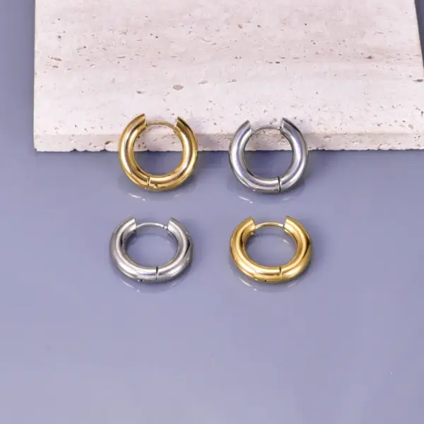 304 Stainless Steel Geometric Ion Plating (IP) 18K Real Gold Plated 18K Gold Simple Style Commute Waterproof Non Tarnish Gold Earrings