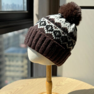 Dark coffee / Adult size 54-60 (one size fits all)