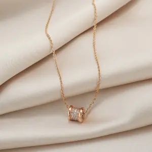 Rose Gold Baby's Small Waist