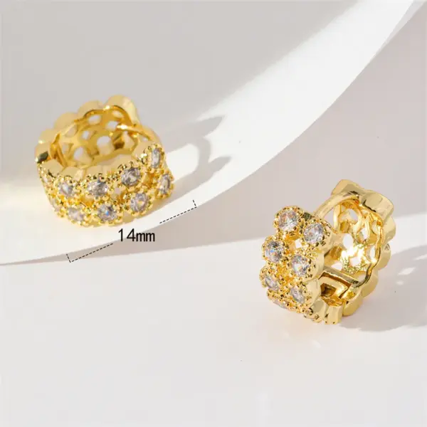 Wholesale 1 Pair Casual Simple Style Round Solid Color Plating Brass 18K Gold Plated Earrings