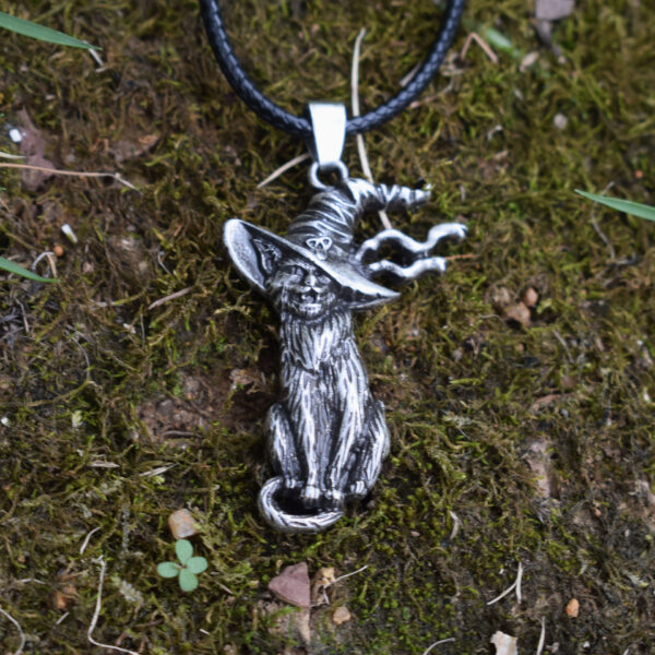 Wholesale Halloween Special: Witchcraft Celtic Black Cat Necklace for Witchcraft Lovers and Cat Lovers