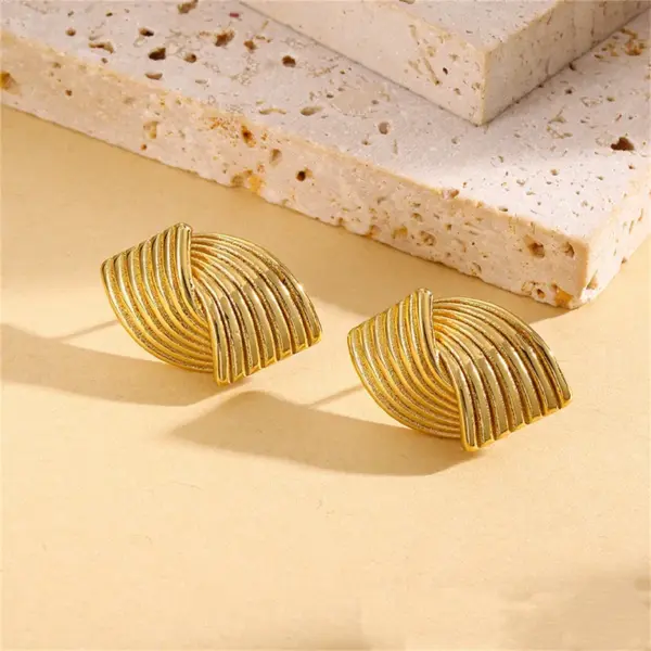 Wholesale Ion Plating (IP) Sector 304 Stainless Steel Casual Artistic Waterproof Non Tarnish Ear Studs