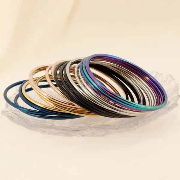 PVD Coated 18K Gold Plated Round Solid Color 304 Stainless Steel Basic Simple Style Classic Waterproof Non Tarnish Titanium Bangle