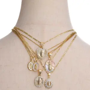 Wholesale Jewelry Religion Classic Style Human Virgin Mary 201 Stainless Steel Copper Shell Zircon 18K Gold Plated Pendant Necklace