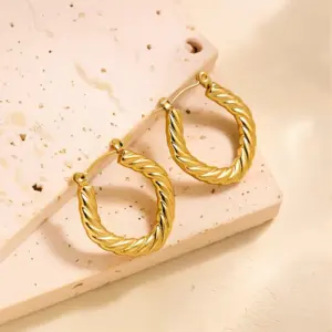 EH0114 Earrings / Gold