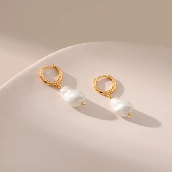 Wholesale 1 Pair Elegant Geometric Plating Copper 18k Gold Plated Earrings