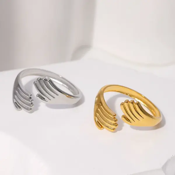 Wholesale Fashion Hug Palm Stainless Steel Open Ring 1 Piece
