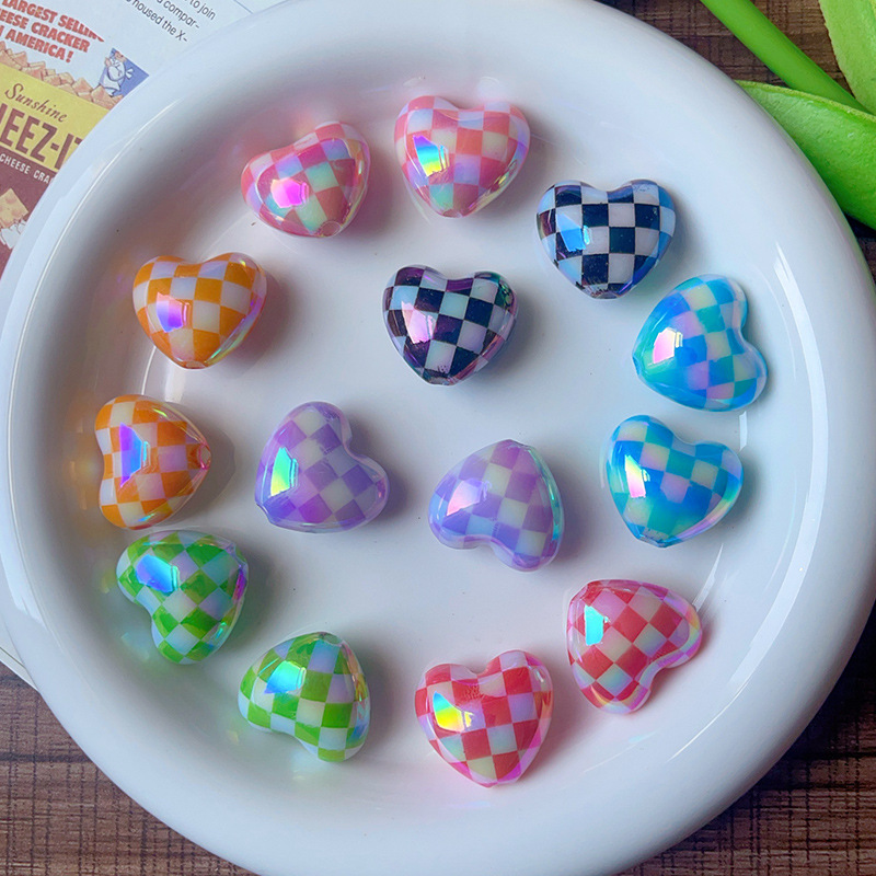 Wholesale Printed checkered heart-shaped bead