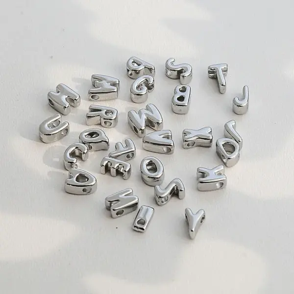 Personalized 304 Stainless Steel Inlaid Zircon 26 English Alphabet Pendant Silver Necklace Chubby Letter Clavicle Chain