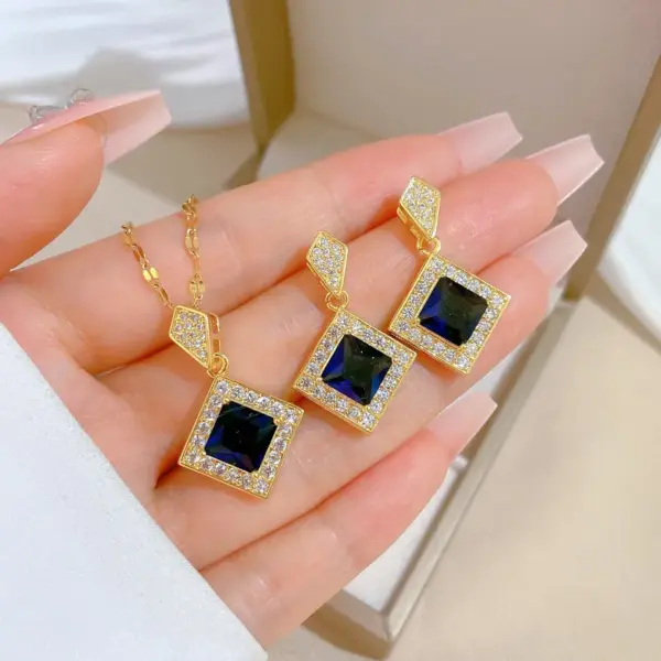 Wholesale Golden Plated 304 Stainless Steel Electroplating Zircon Rhombus Luxurious Earrings Necklace For Women'S