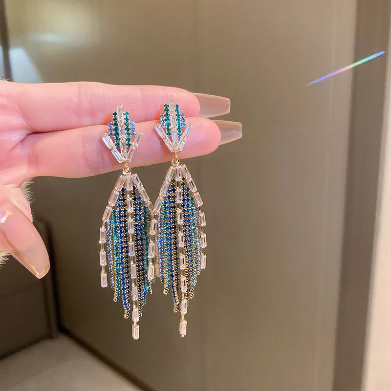 Wholesale Fashion Tassel Copper Inlay Rhinestones op Earrings 1 Pair