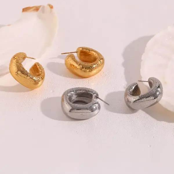 oly-58ffc4a764183cb9868e00d752f92bdc Wholesale PVD Coated Real Gold Plated 18K Gold Solid Color 304 Stainless Steel Simple Style Waterproof Non Tarnish Ear Studs