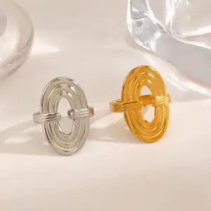 Wholesale Ion Plating (IP) 18K Gold Plated Oval 304 Stainless Steel Simple Style Waterproof Non Tarnish Open Rings
