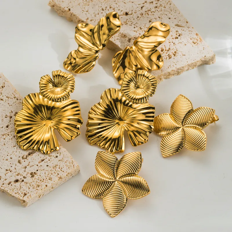 Wholesale 1 Pair Ig Style Retro Leaves Flower Plating Stainless Steel 18k Gold Plated op Earrings