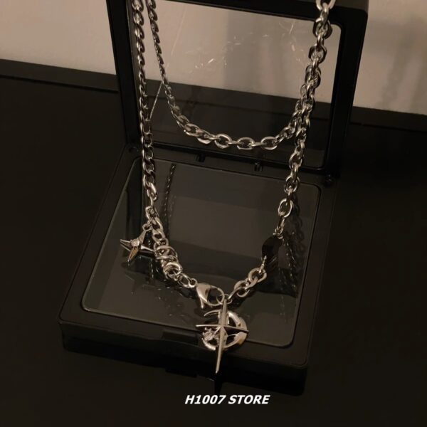 Wholesale Black Gem Mang Star European and American Hip Hop Street Necklace Boys Niche Design High-grade Girls Clavicle Chain Wool Chain