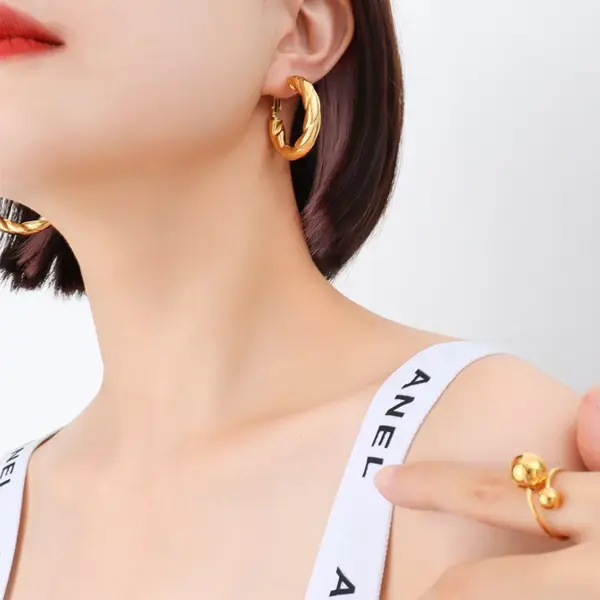 PVD Coated Real Gold Plated 18K Gold Geometric 304 Stainless Steel Simple Style Waterproof Non Tarnish Earrings