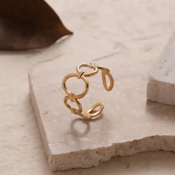 PVD Coated Stripe Solid Color 304 Stainless Steel Retro Waterproof Non Tarnish Open Ring