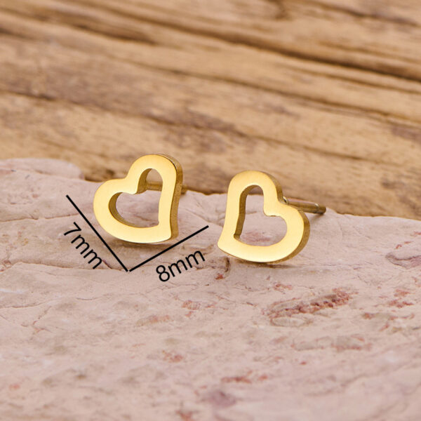 Wholesale Classic Mini Irregular Love Fashion Heart-Shaped Earrings Stainless Steel Hollow Sweet Girls Earrings Manufacturer