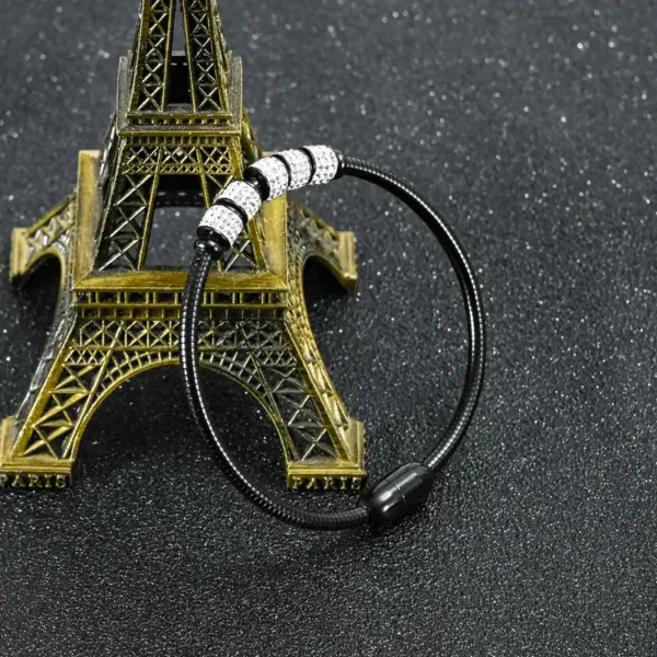 Wholesale Fashion Round Stainless Steel Inlay Artificial Diamond Bangle 1 Piece