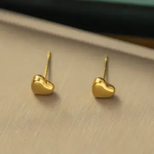 45 [Ag226] Heart-Shaped Earrings / Gold