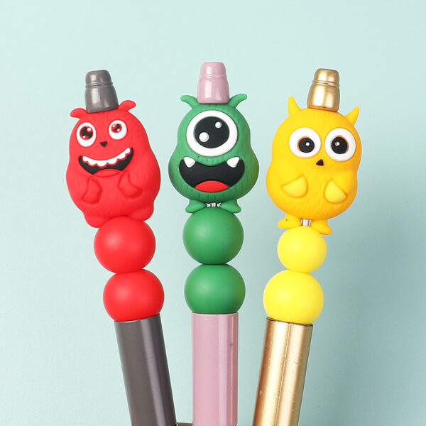Wholesale 3D monster silicone bead bracelet, cute doll beaded DIY necklace aessories, cartoon exy beads wholesale.