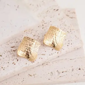 Gold / One Size / Style 16