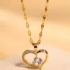 Wholesale Jewelry Elegant Heart Shape Stainless Steel Zircon Hollow Out Pendant Necklace
