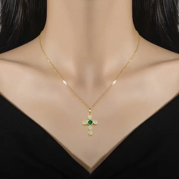 Wholesale Electroplating Golden Plated Cross Titanium Steel Copper Exaggerated Titanium Steel Pendant Necklace