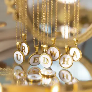 Wholesale Jewelry Simple Style Round Letter Titanium Steel Shell 18K Gold Plated Plating Necklace