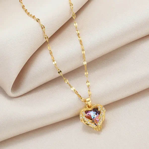 PVD Coated Real Gold Plated Heart Shape Stainless Steel Luxurious Waterproof Non Tarnish Pendant Necklace