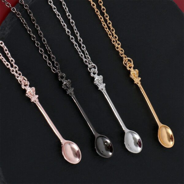 Wholesale Cross Border Jewelry Crown Mini Tea Spoon Classical Royal Alice Snuff Necklace Wholesale Women Spoon Necklace