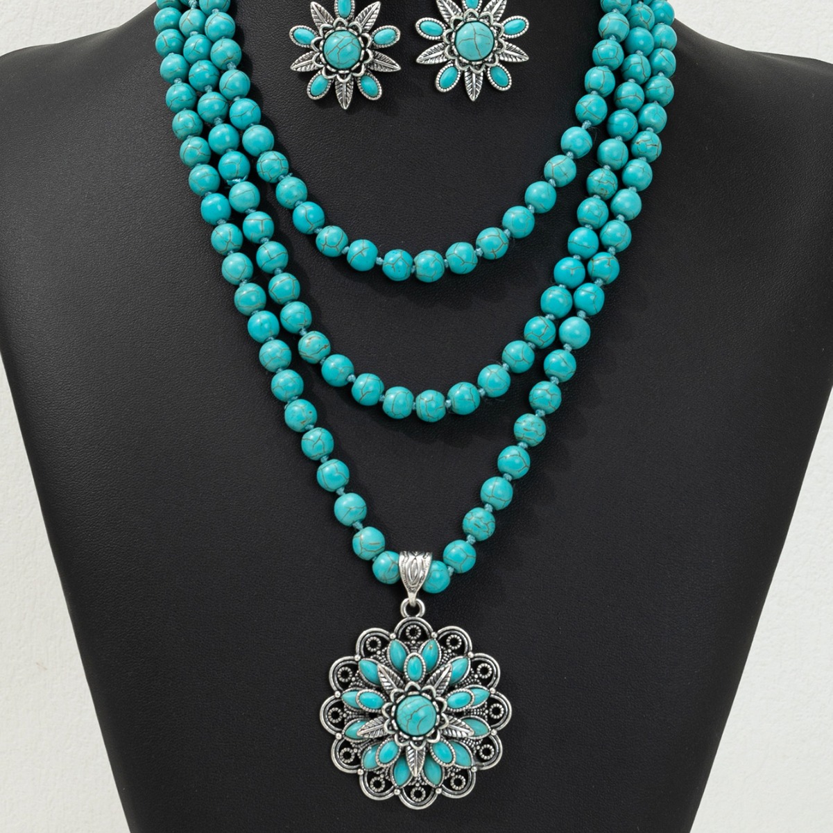 Wholesale Europe and the United States cross-border new retro three-layer flower earrings turquoise earrings Western wind exaerated turquoise beads ne