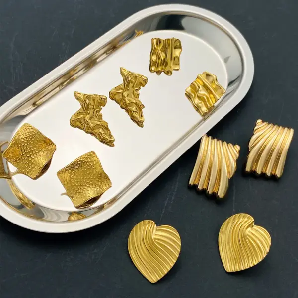 Titanium Steel Pleated Geometric Earrings For Women New Irregular Round Square Lovely Earrings Mid-ancient Earrings Fashion