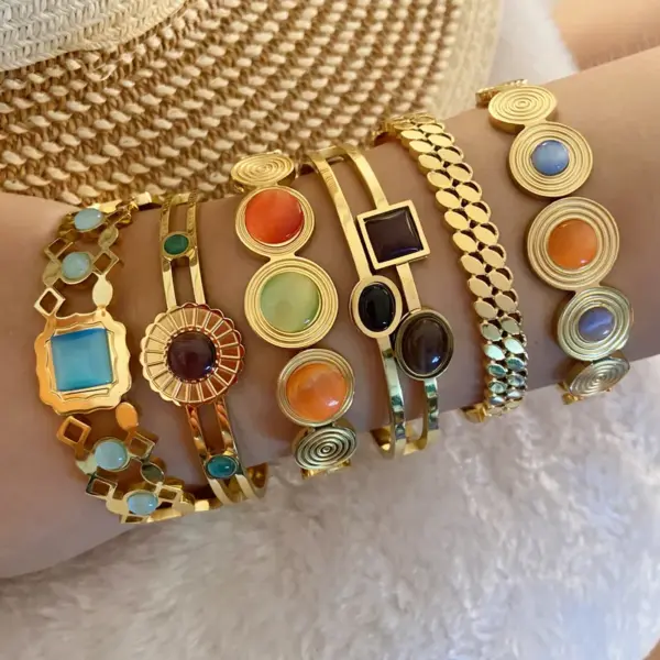 Wholesale PVD Coated 18K Gold Real Gold Plated Geometric Stainless Steel Basic Retro Modern Style Waterproof Non Tarnish Bangle