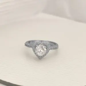 Loving Heart Zircon Ring