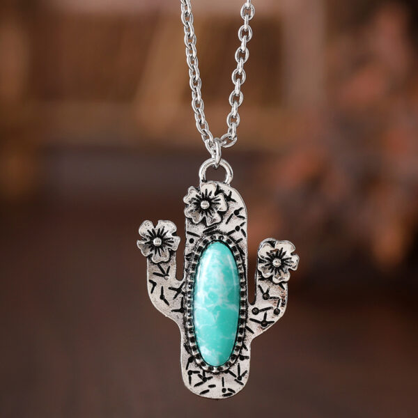 oly-5af93ab1547b818fc6ddd27143593b8d Wholesale Vintage inlaid turquoise cactus pendant necklace