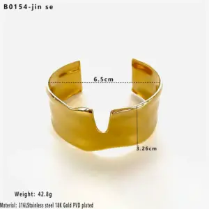 Gold Notched Bracelet / One Size