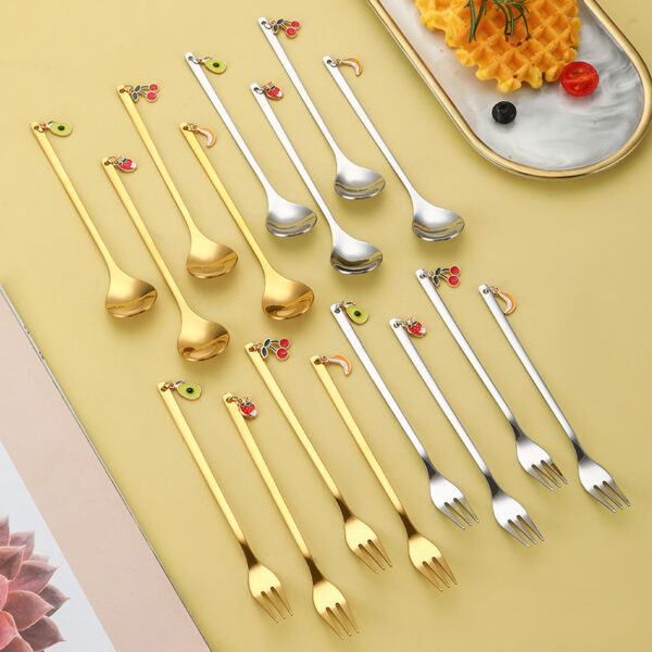 Wholesale spoon fruit pendant spoon fork 4-piece set Kitchenware