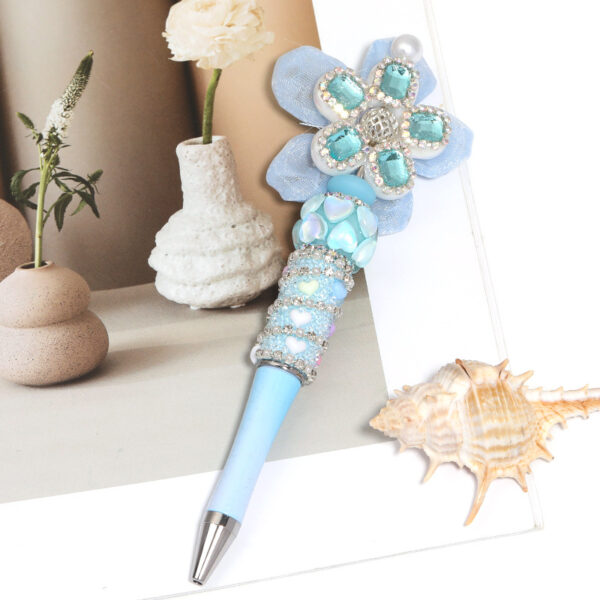 Wholesale Diamond studded heart-shaped bead