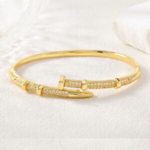 gold bracelet