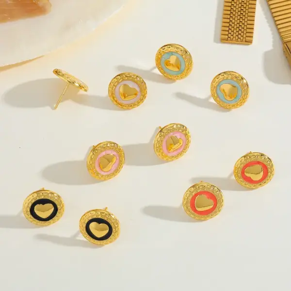 Wholesale Geometric Heart Shaped Stainless Steel 18K Gold Plated Earrings Fashionable Casual Elegant Cute Polished Finish For All Seasons