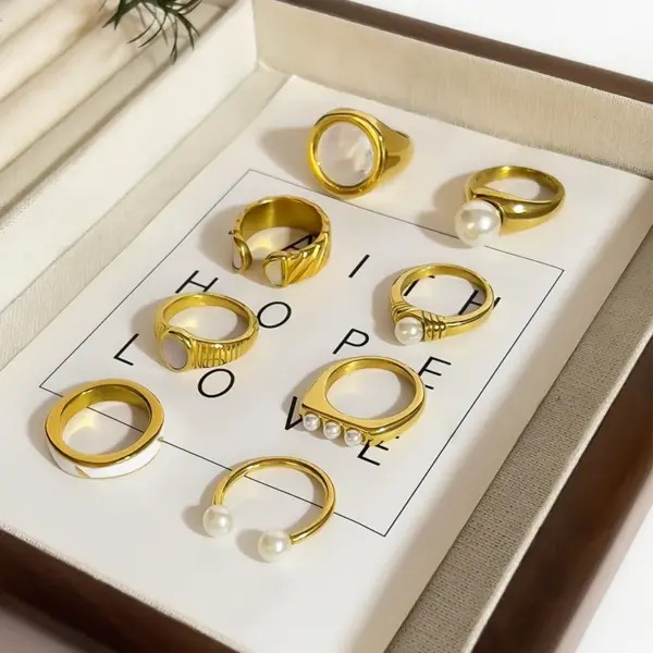 Wholesale PVD Coated Real Gold Plated 18K Gold Color Block 304 Stainless Steel Exaggerated French Style Waterproof Non Tarnish Rings