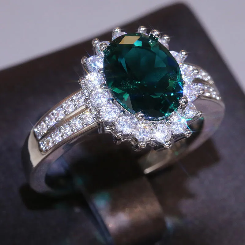 Wholesale Fashion New Female Oval Zircon Copper Ring Small Jewelry